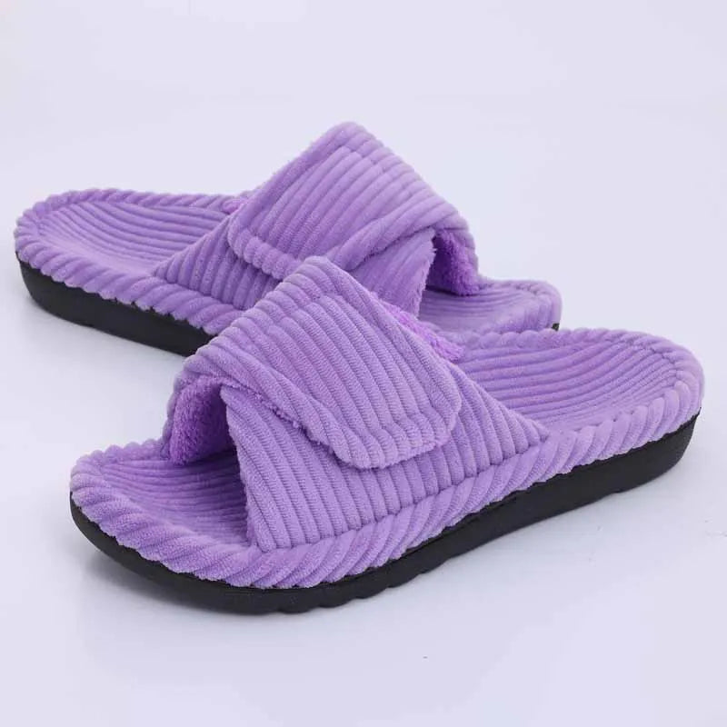 Open toe slippers in ribbed fabric with an adjustable hook-and-loop strap - purple