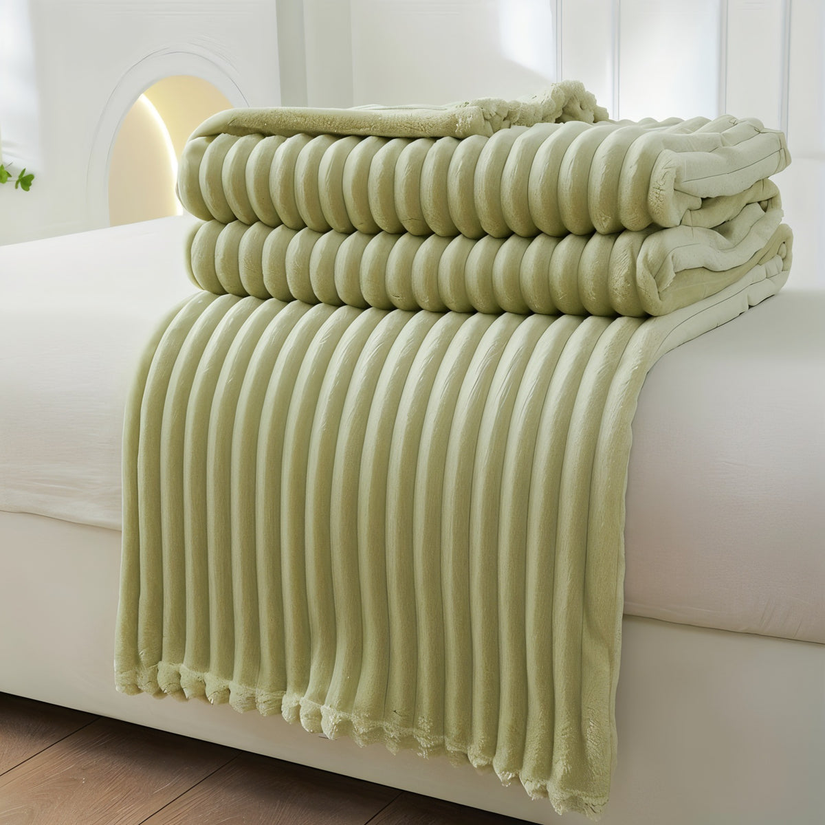 Fleece throw with a ribbed texture in soft plush - pistachio green