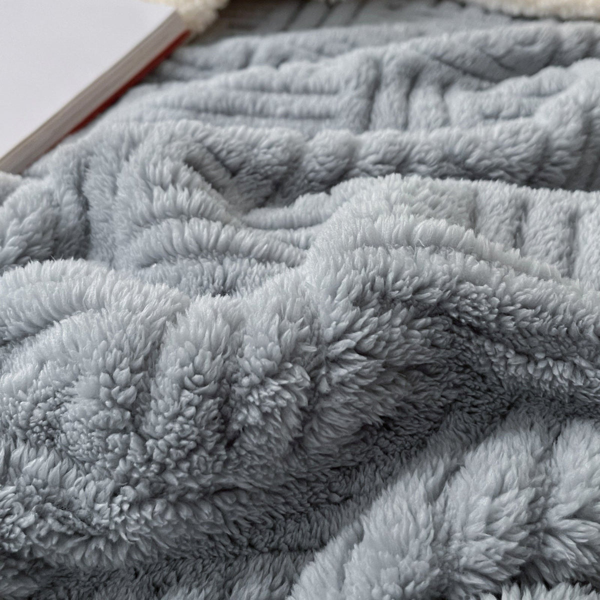Reversible sherpa throw with a basket weave pattern - view 5