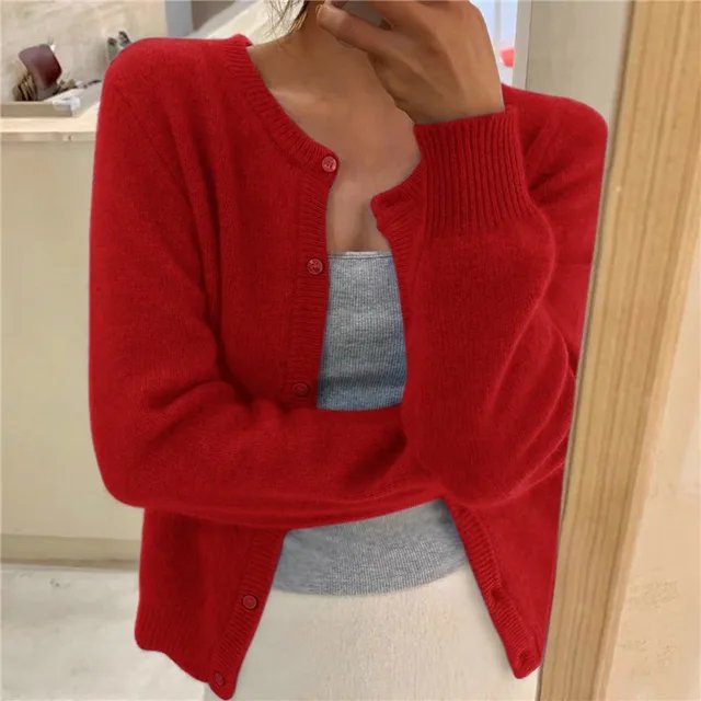 Women's short fine knit cardigan with a crew neck and small buttons - red