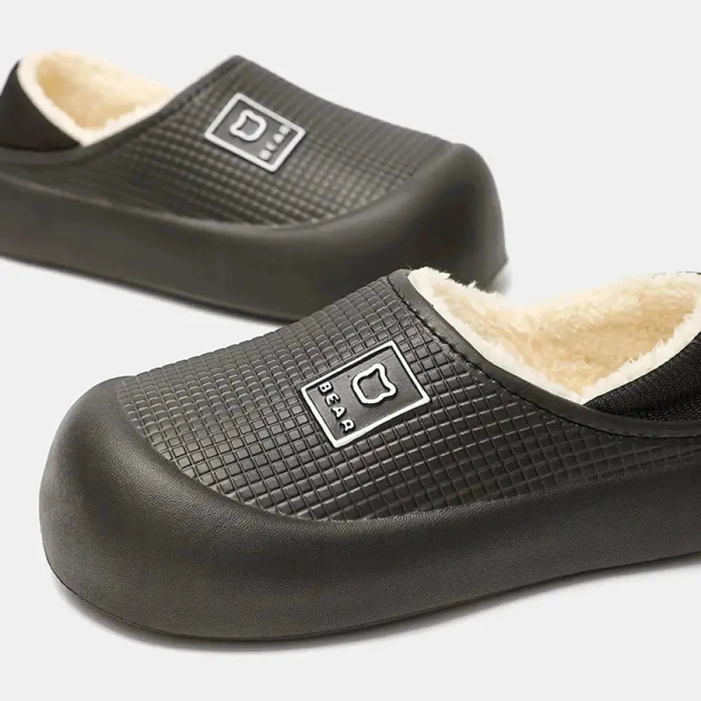 Slippers with a water-repellent grid-textured shell, plush lining and thick sole - view 3