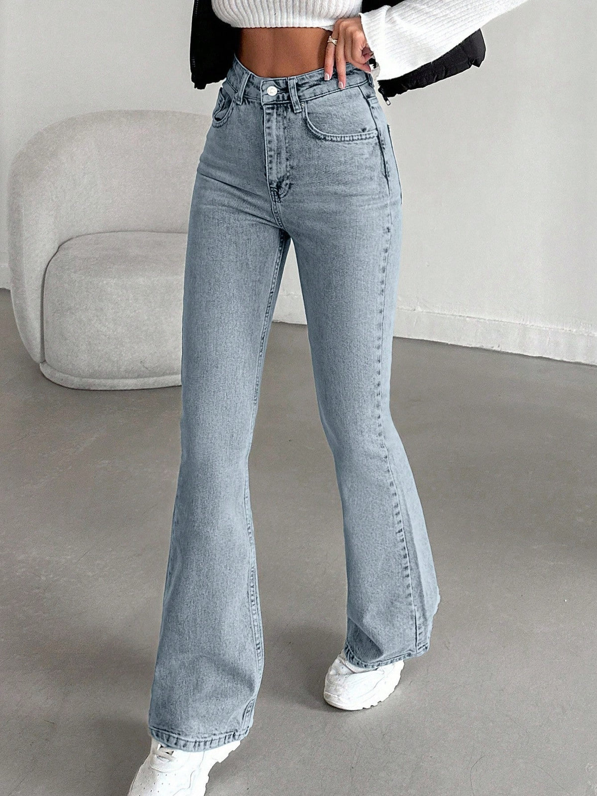 Tall flared jeans for women with a high waist and a leg that flares from the knee - light blue