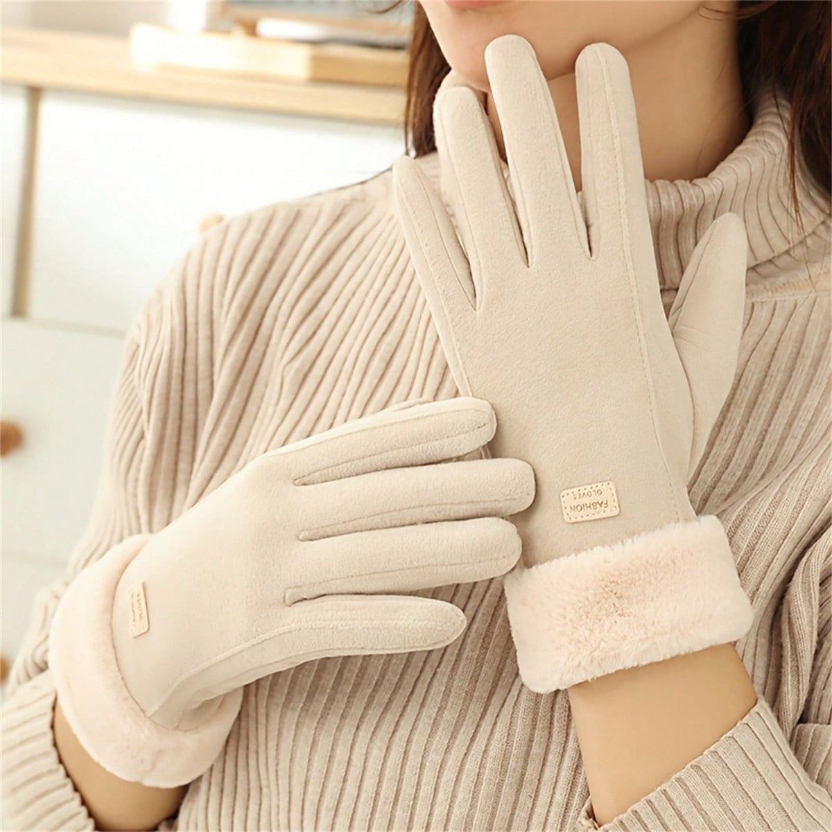 Touchscreen gloves for women in a suede look with a plush cuff - view 5
