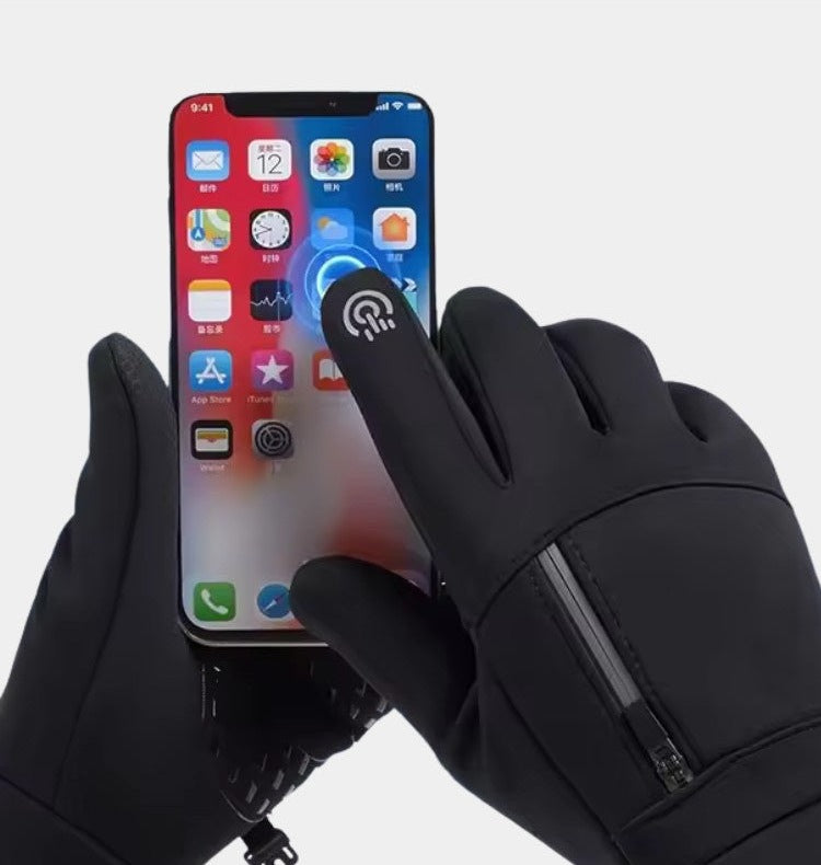 Winter gloves with touchscreen fingertip, grip-print palm and zip pocket - view 2