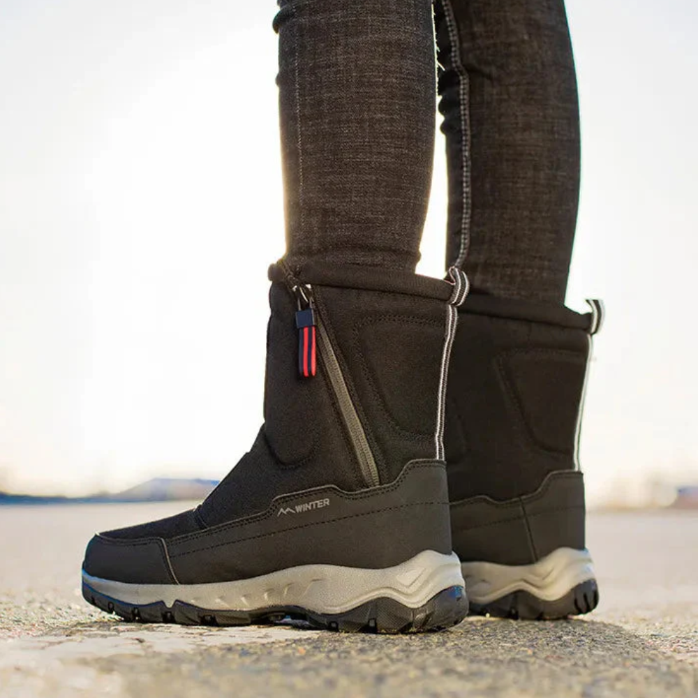 Unisex zip-front snow boots with teddy lining and lug sole