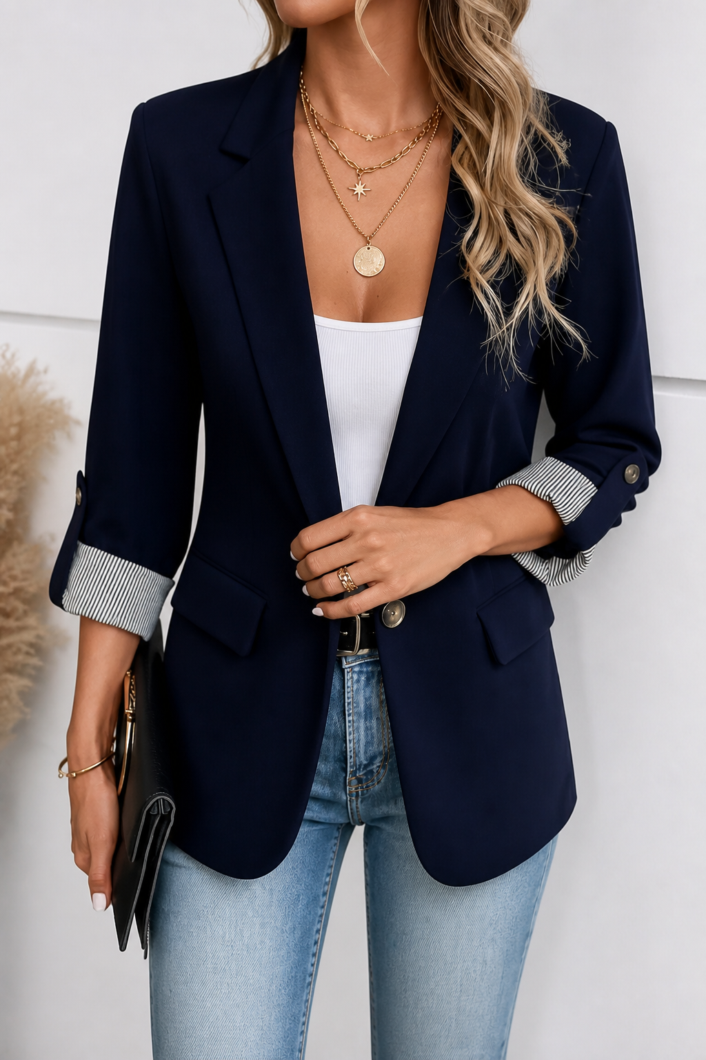 Women's tailored blazer in Navy Blue