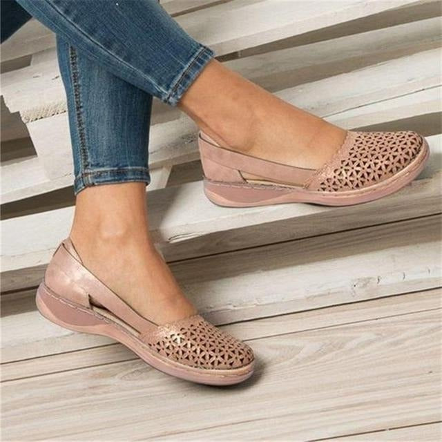 Women's wide fit ballet flats with a roomy cut-out toe and a hidden heel - rose gold