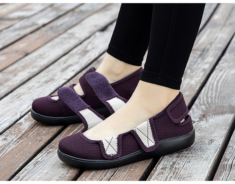 Orthopaedic shoe with three touch-fastening straps and open sides for swollen feet - view 7