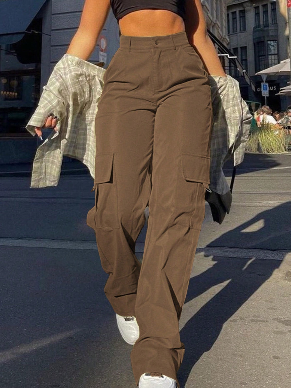 Wide leg cargo trousers for women with high waist, side flap pockets and a long straight leg - brown
