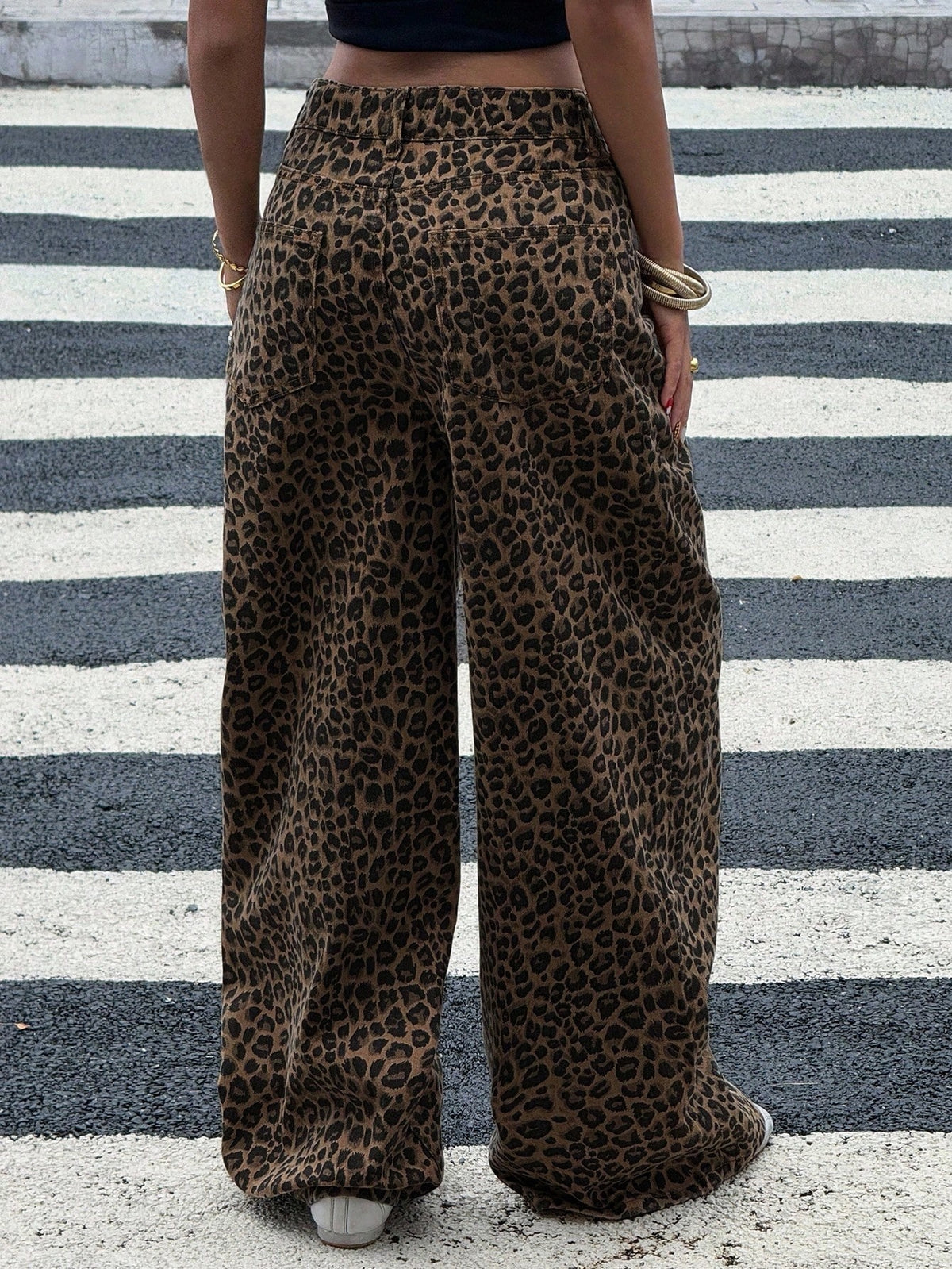 Leopard print jeans for women in cotton denim with a wide straight leg - brown