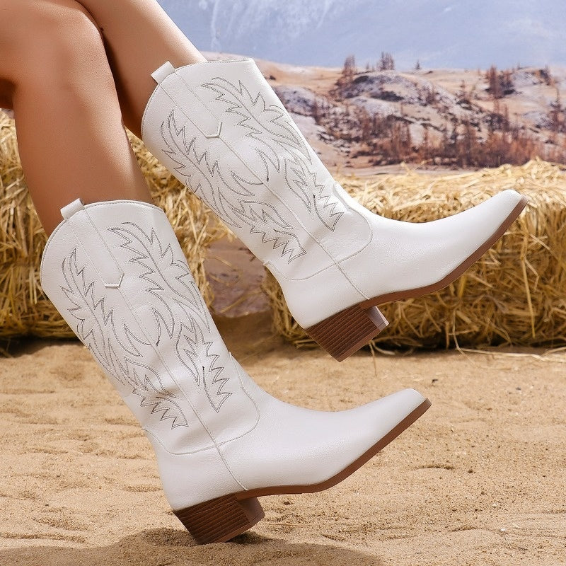 Women's cowboy boots with tonal western embroidery, pointed toe and block heel - view 5
