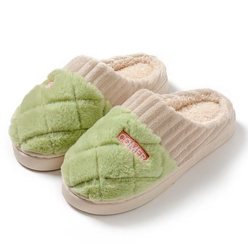 Fluffy slippers for women with quilted plush toe, ribbed cuff, plush lining and thick sole - green