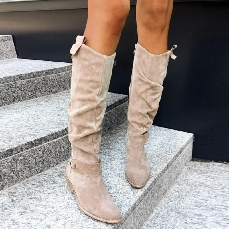 Women's knee-high slouch boots in a suede look with a side zip and low block heel - view 11