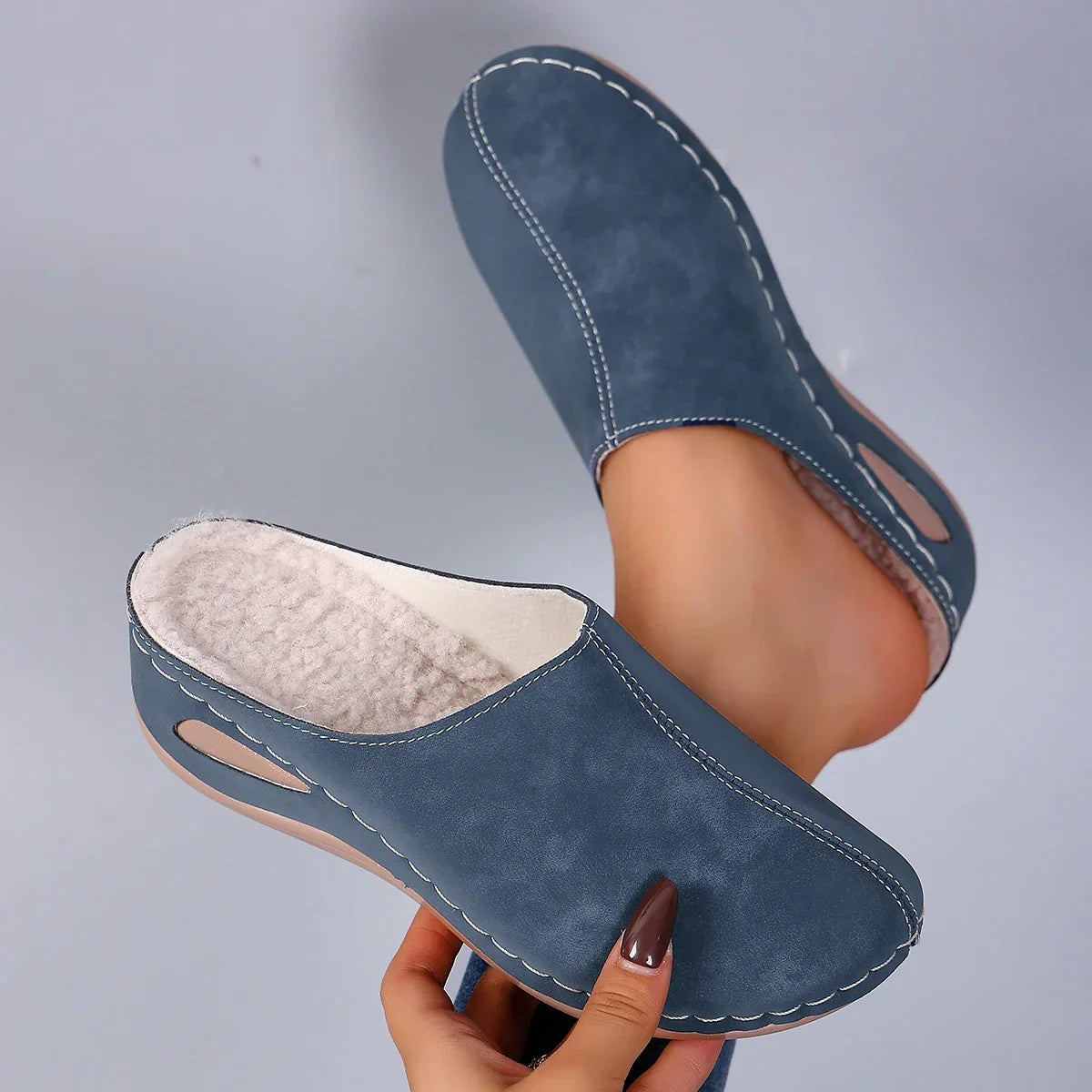 Women's orthopaedic clogs with a wedge heel, open back and soft lining - blue