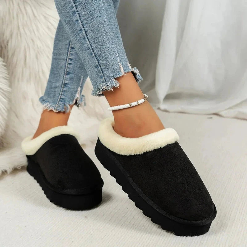 Women's platform slippers in suede look with plush trim and a thick ridged sole - black
