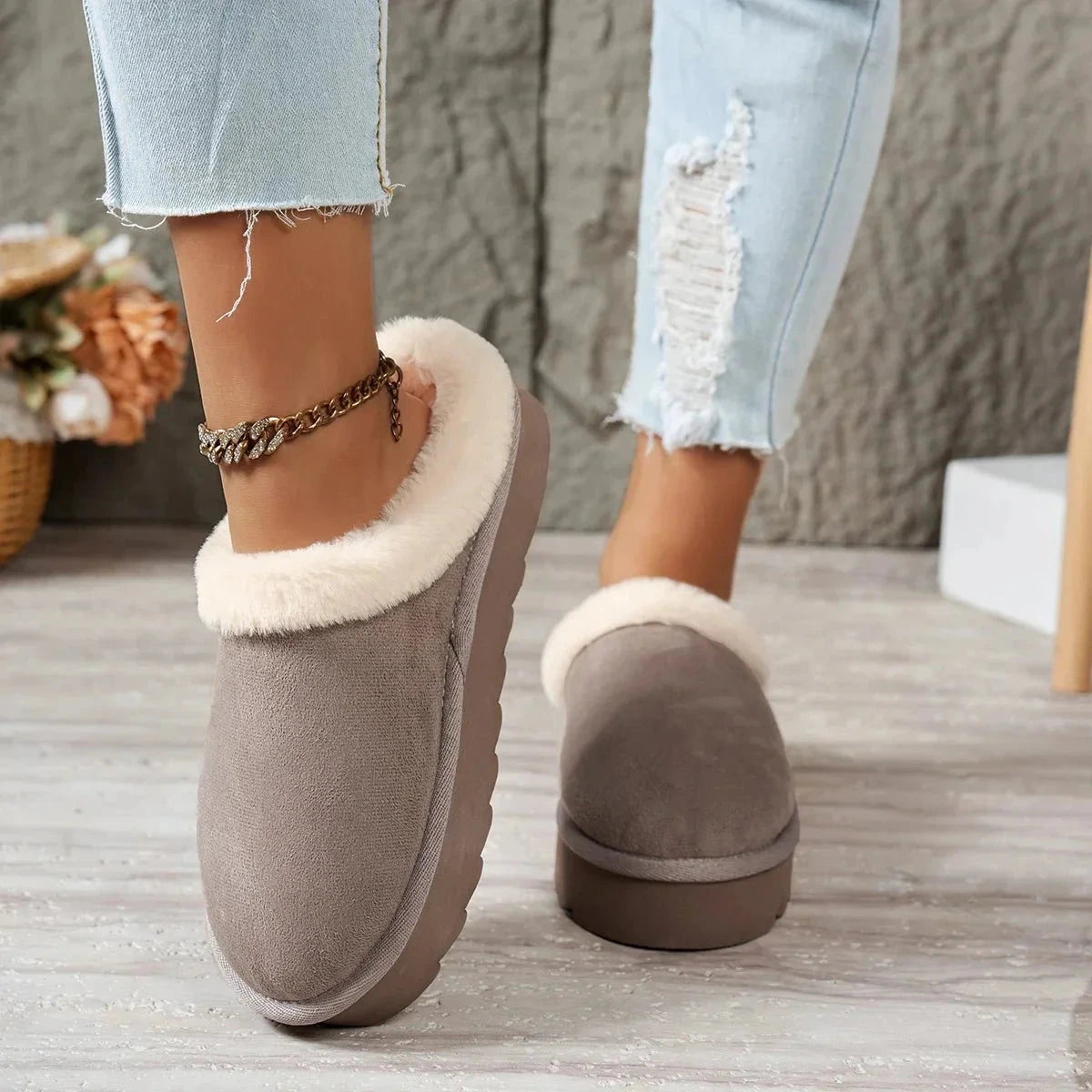 Women's platform slippers in suede look with plush trim and a thick ridged sole - view 7