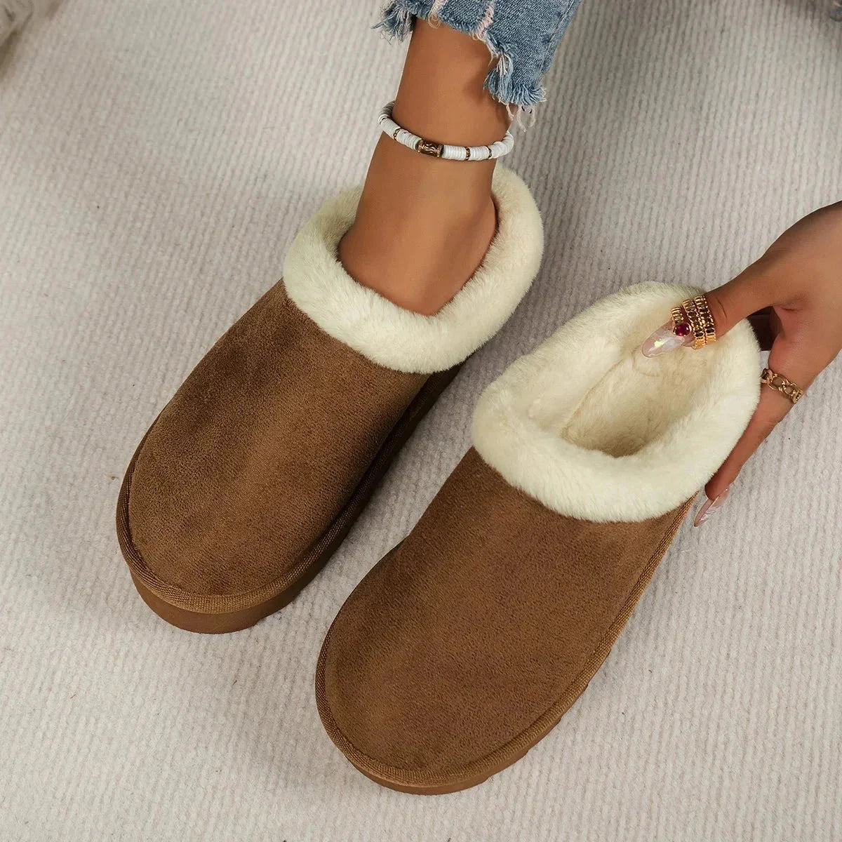 Women's platform slippers in suede look with plush trim and a thick ridged sole - chestnut