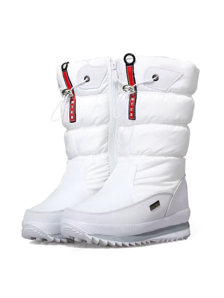 Women's snow boots with a quilted shaft, drawcord top and plush lining - view 2