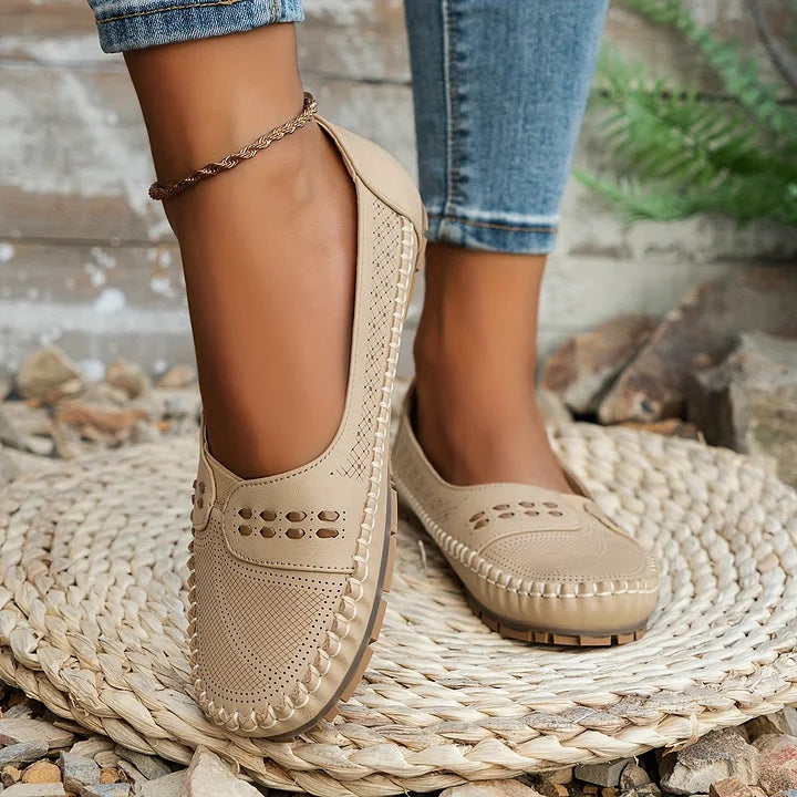 Women's Shoes - Stylish Orthopedic Shoes in Light Pink