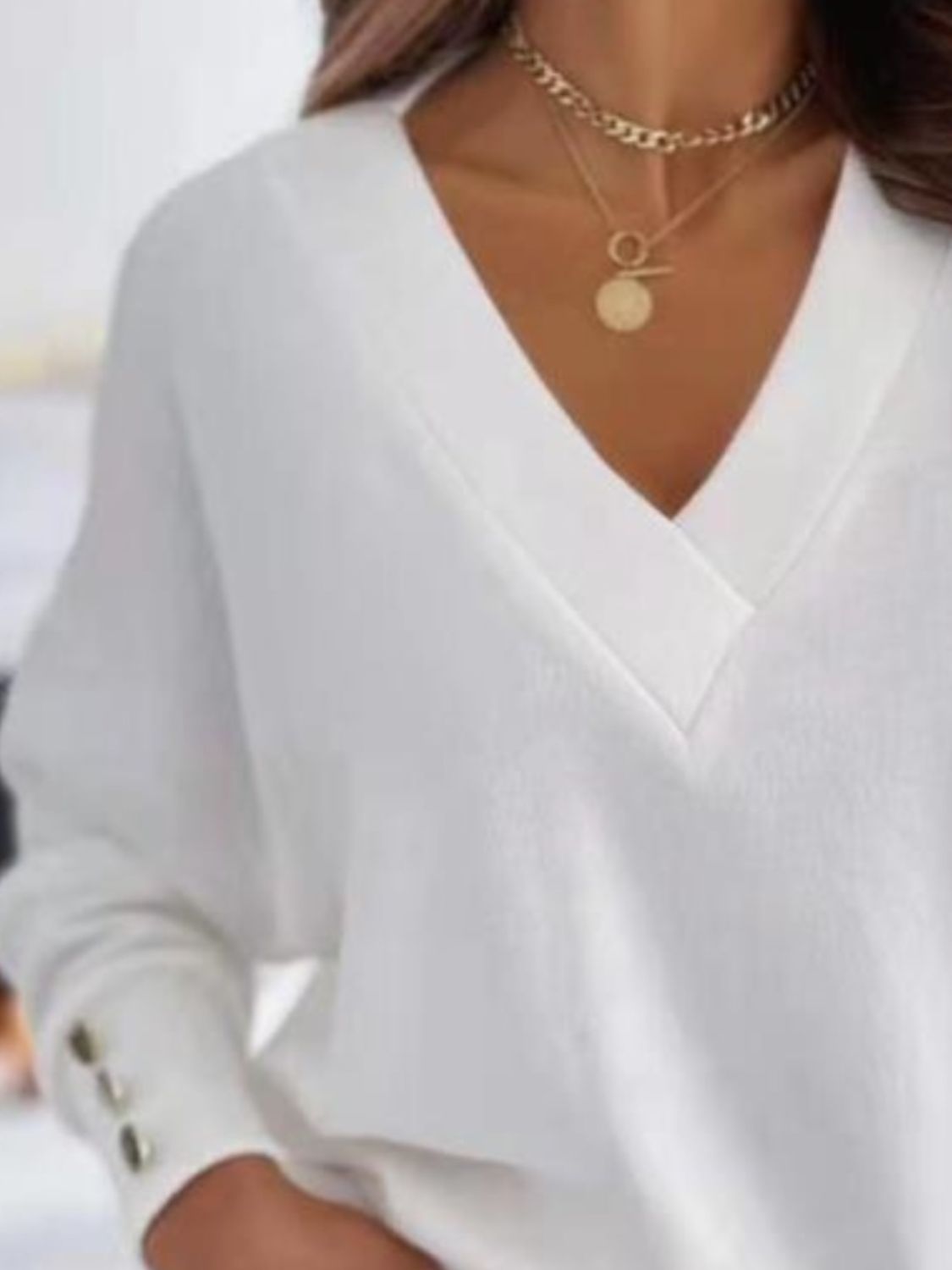 Women's V-neck sweatshirt - detail