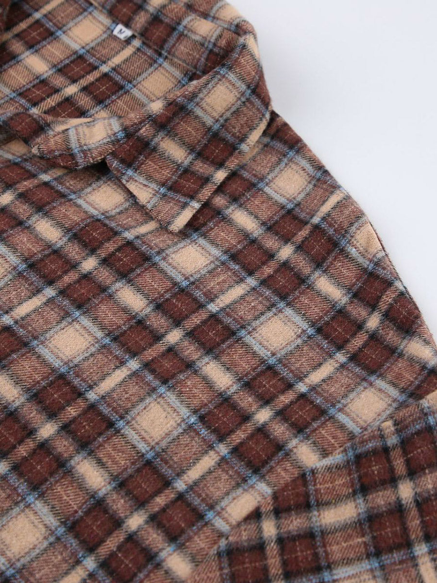 Oversized brown check shacket with a contrast collar and chest pockets
