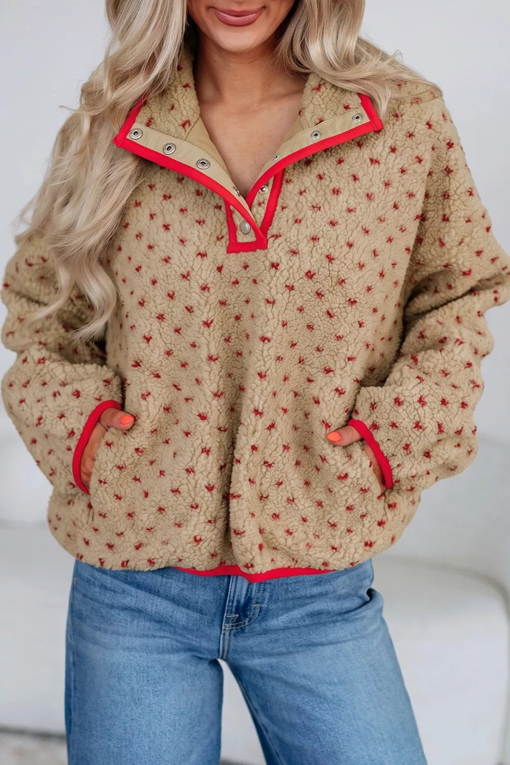 Women's heart print fleece sweatshirt in Camel