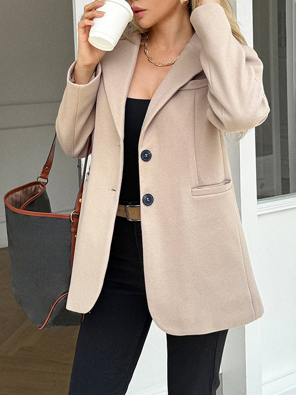 Brushed wool-look blazer with a notch lapel and two flap pockets