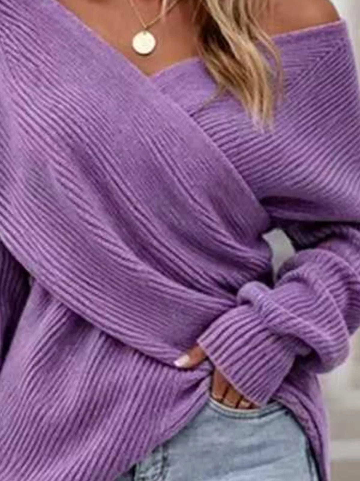 Women's crossover front ribbed jumper - detail