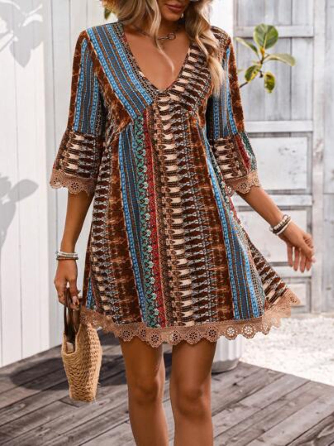Women's boho print dress with lace trim - detail