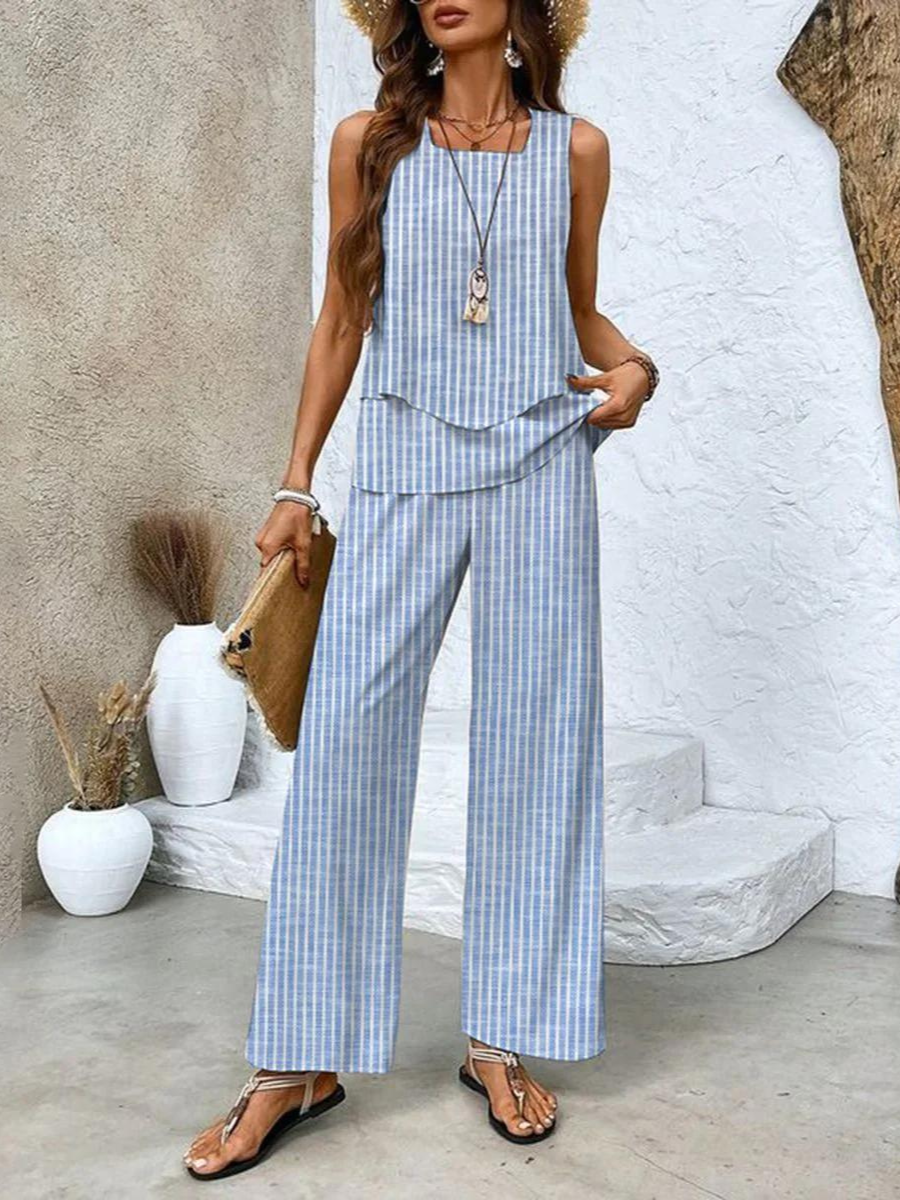 Women's Two-Piece Set - Chic Two-Piece Ensemble in Red