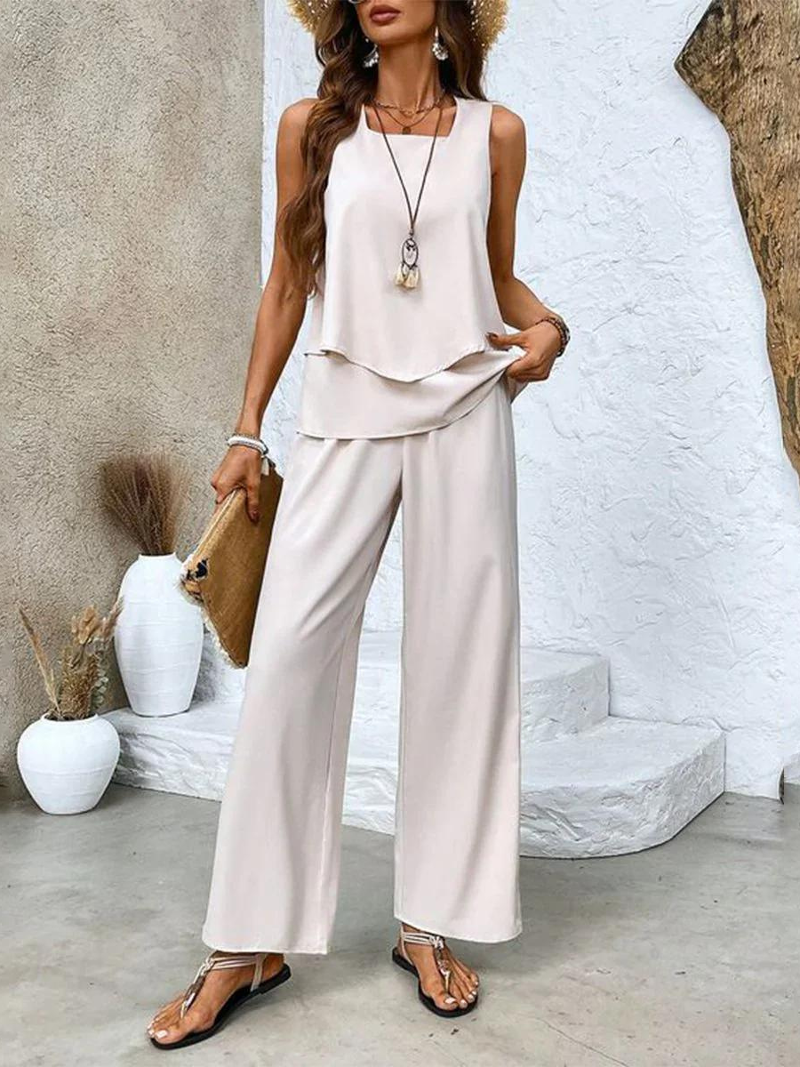 Women's Two-Piece Set - Chic Two-Piece Ensemble in Stripes