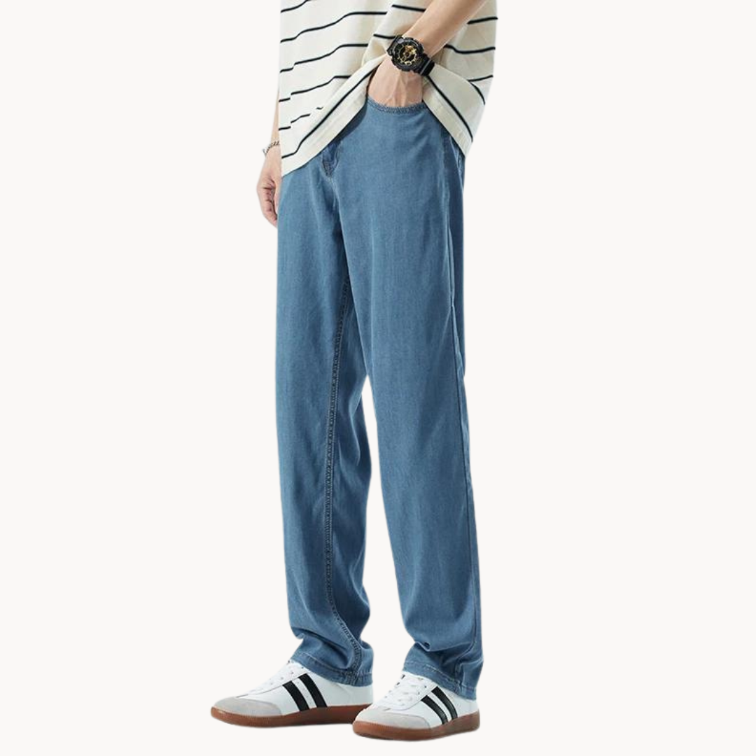 Men's Relaxed Straight-Cut Jeans - side view | SAINT DOR