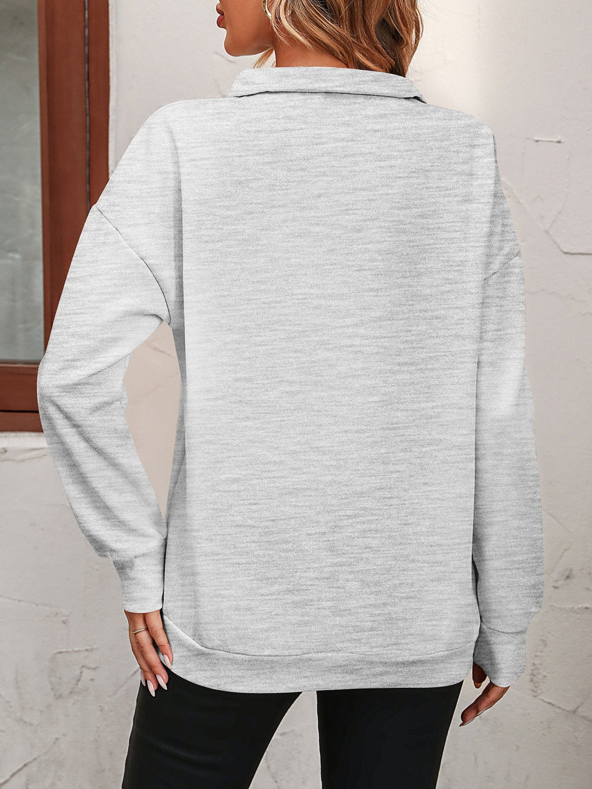 Women's half zip sweatshirt - detail
