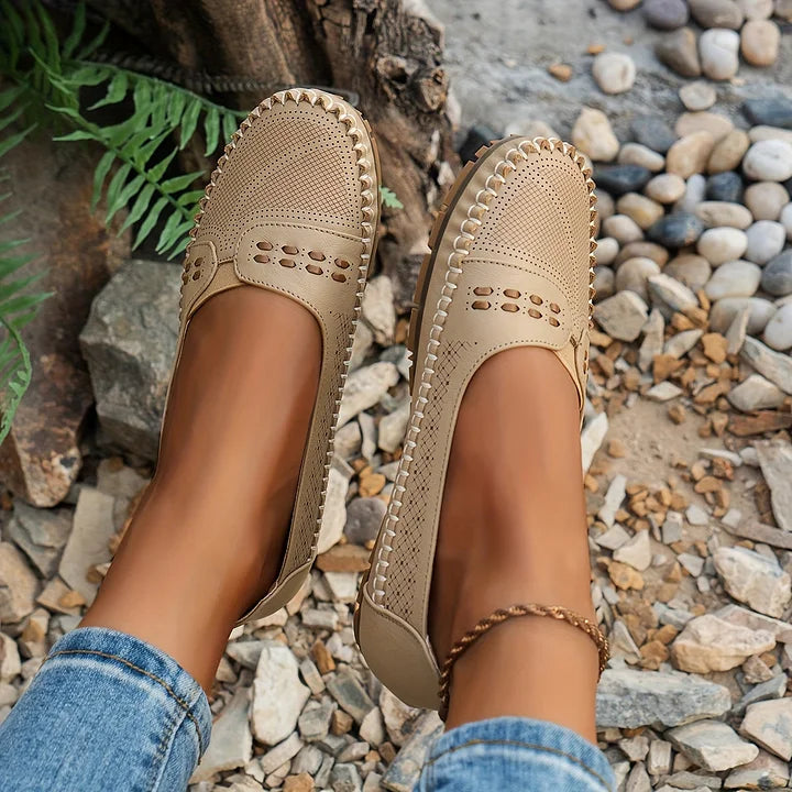 Women's Shoes - Stylish Orthopedic Shoes in Beige
