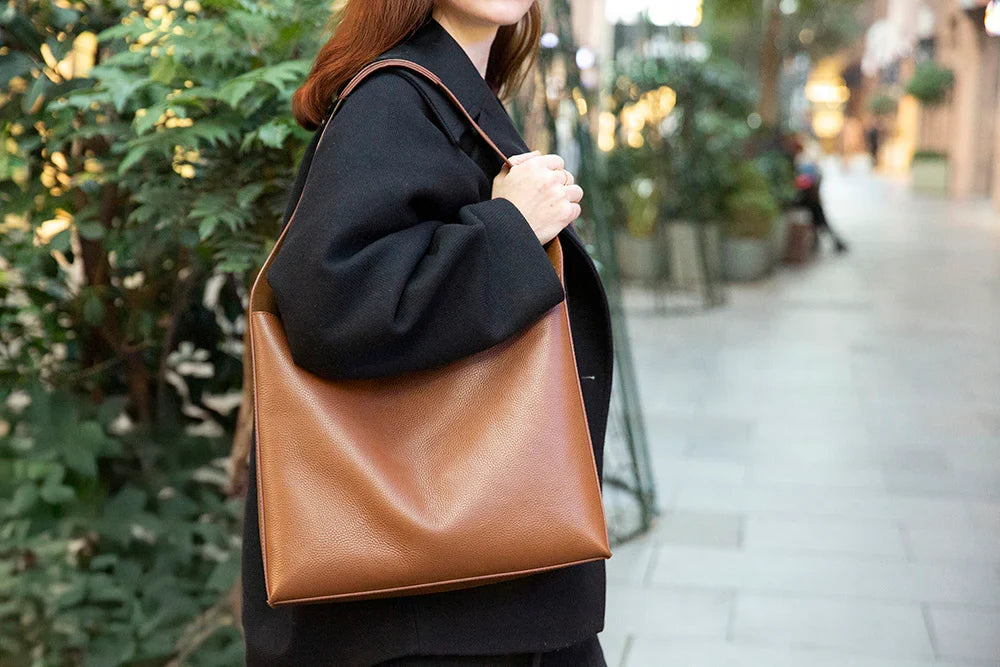 Women's Leather Bag – Full-grain leather – view 26