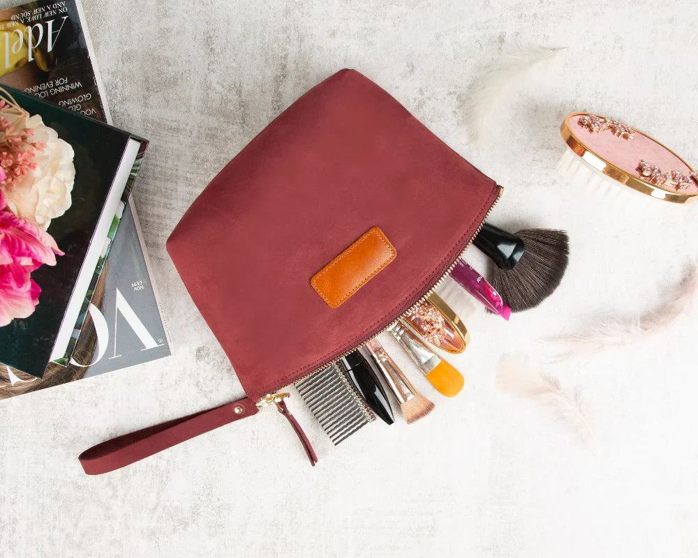 Leather Make-up Bag – Full-grain leather – view 19