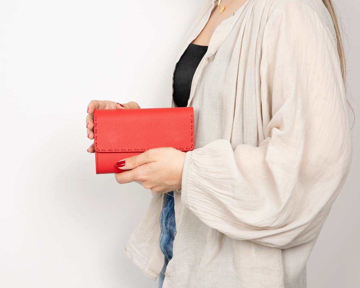Women's Leather Wallet – Full-grain leather – view 13