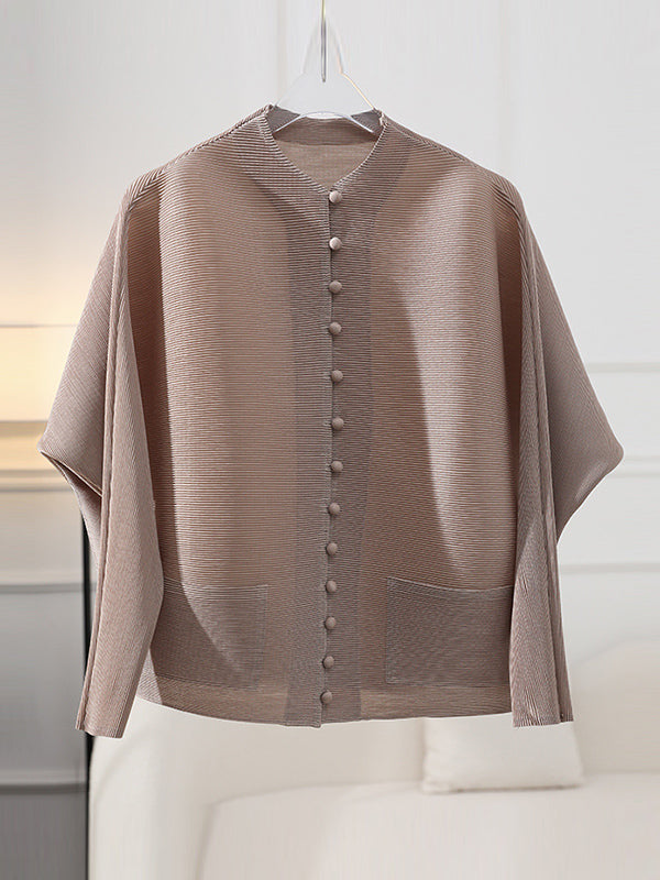 Pleated jacket with a stand collar, covered buttons and wide sleeves