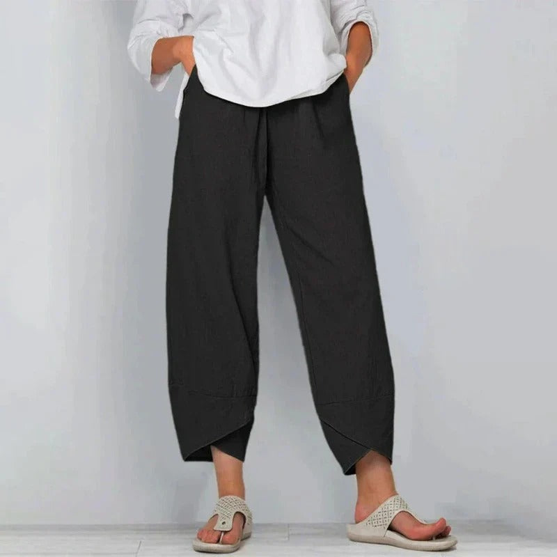 Women's Trousers - Chic Summer Pants in Red