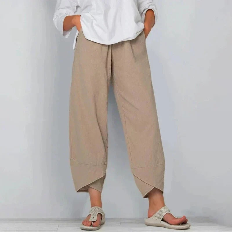 Women's Trousers - Chic Summer Pants in Khaki