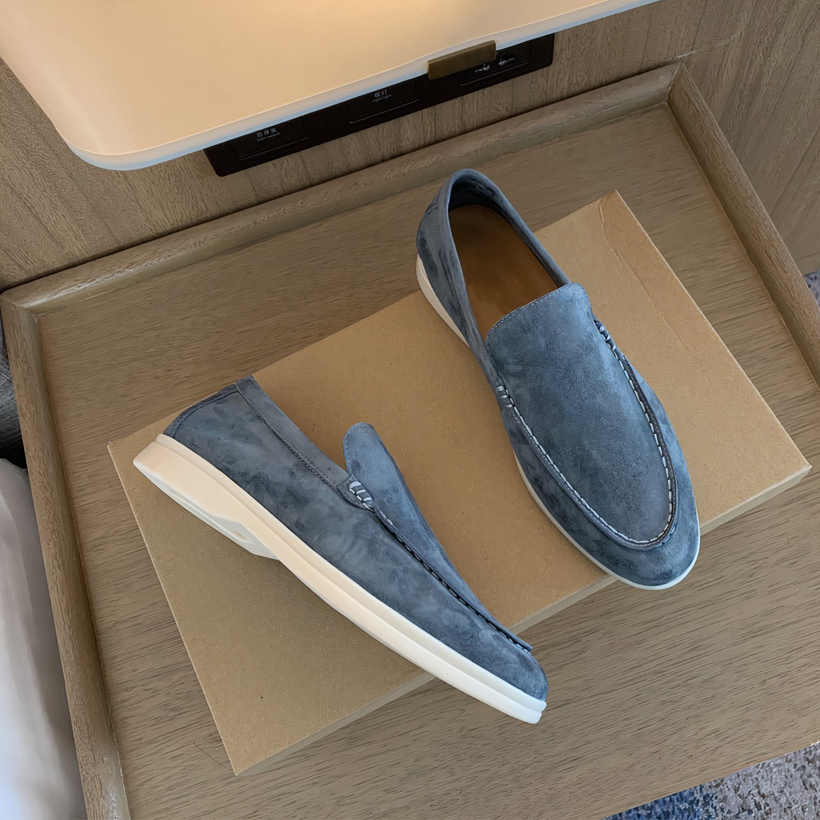 Men's Loafers - Vintage Leather Loafers in Bruin