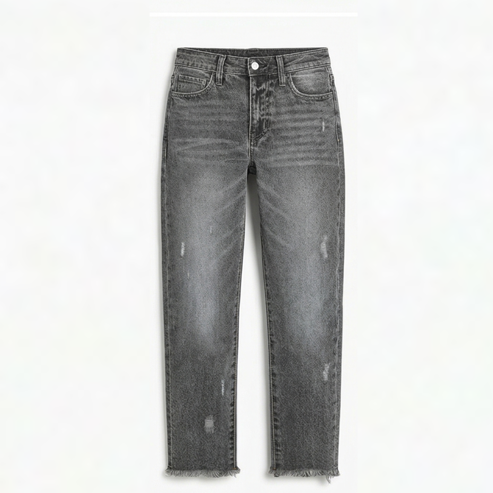 Women's cropped straight leg jeans in Grey