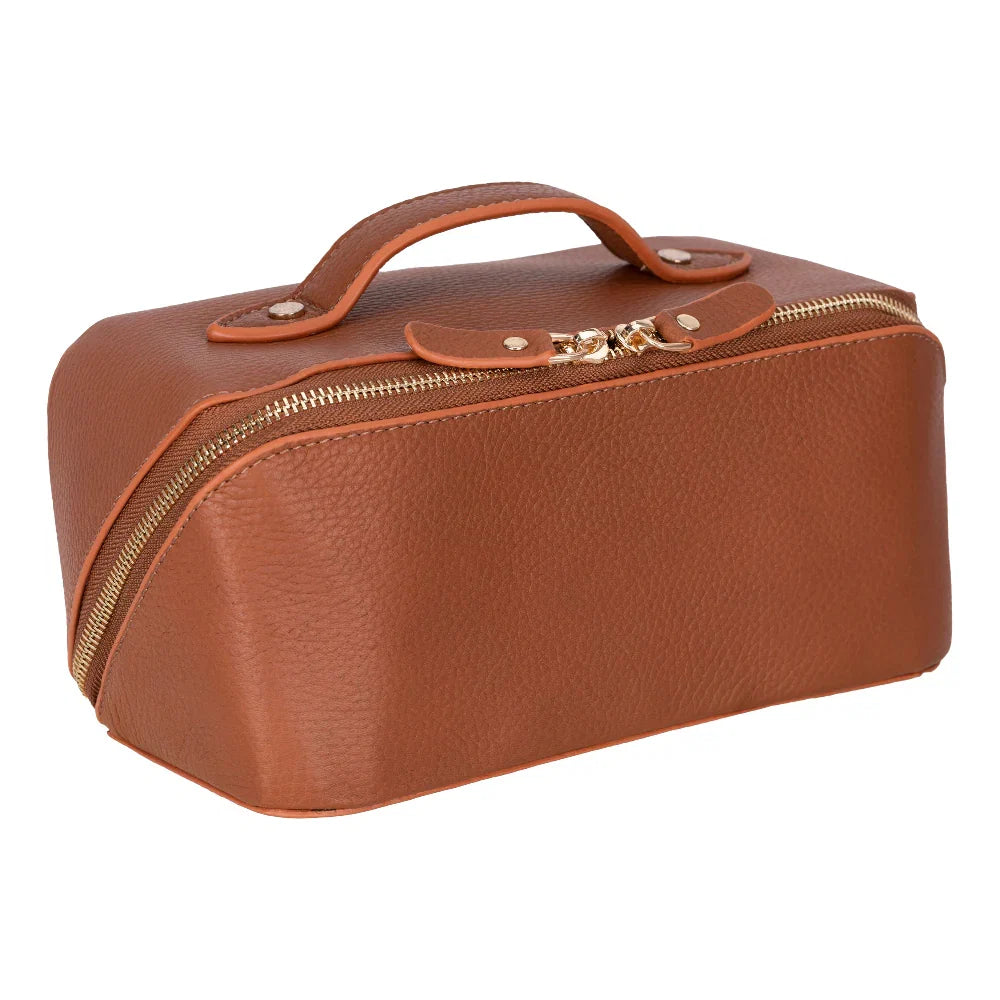 Leather Make-up Bag in Caramel