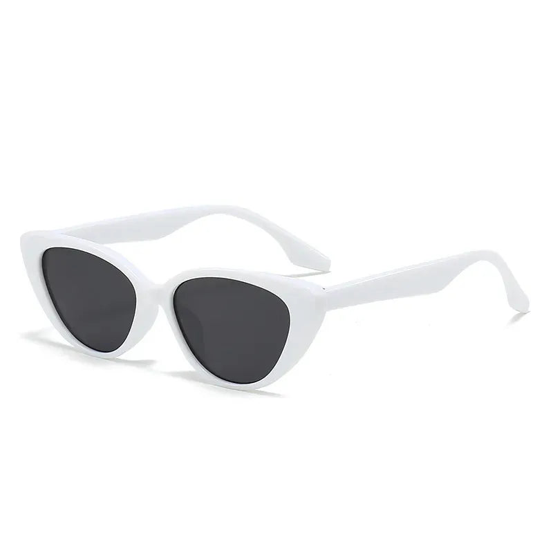 Cat eye sunglasses with a slim retro acetate frame