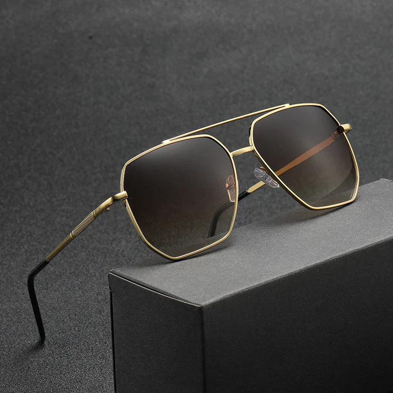 Women's Leighton Aviator Sunglasses – Classic Metal UV400 – side view