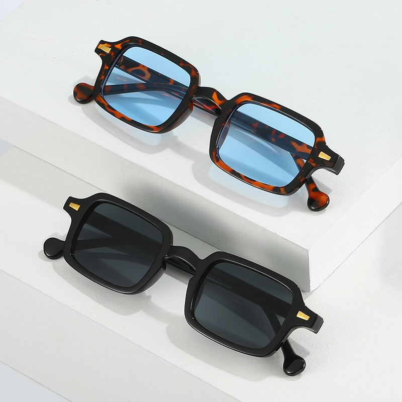 Women's Square Sunglasses – Anti-Scratch UV Protection – product view
