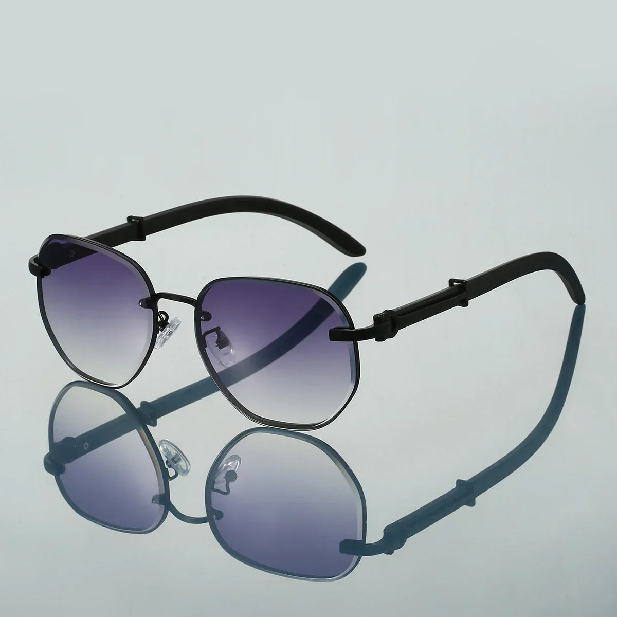 Women's Greer Metal Sunglasses – Elegant UV400 Style – detail view