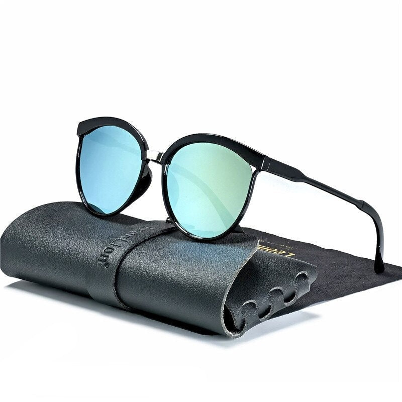 Women's Jelly Sunglasses – Fun Translucent Travel Style – back view