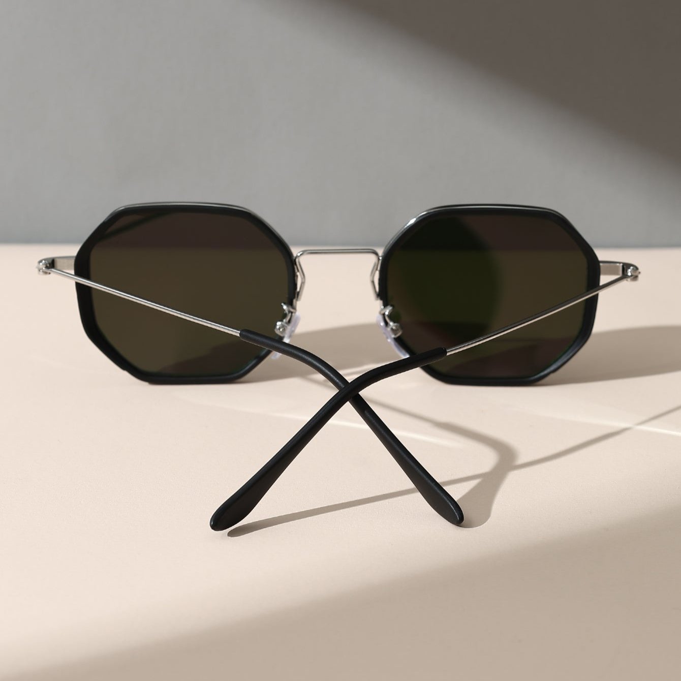 Women's Maja Aluminium Sunglasses – Lightweight UV400 – close-up detail