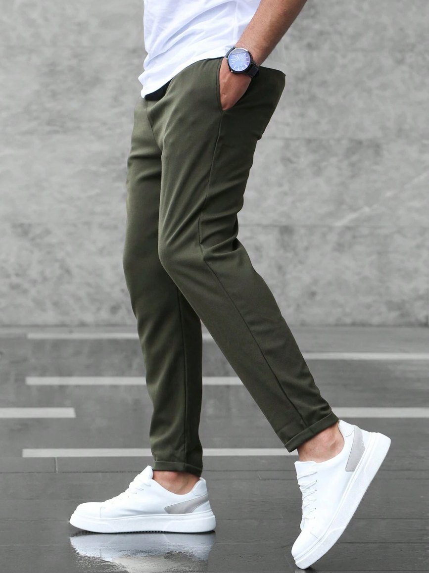Men's Stretch Chino Trousers - Slim Olive Navy - detail view | SAINT DOR